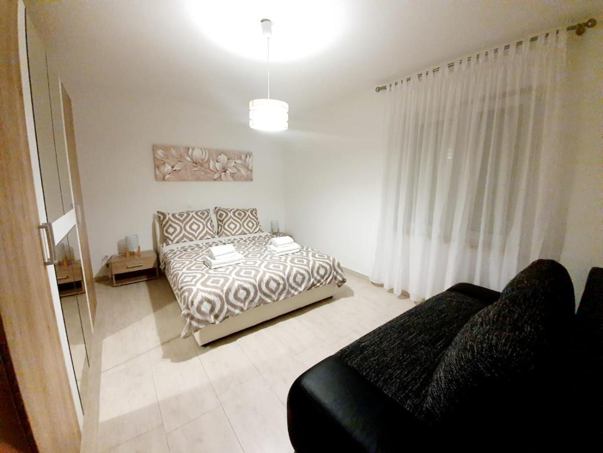 Apartmani Sara Bibinje Ngoại thất bức ảnh