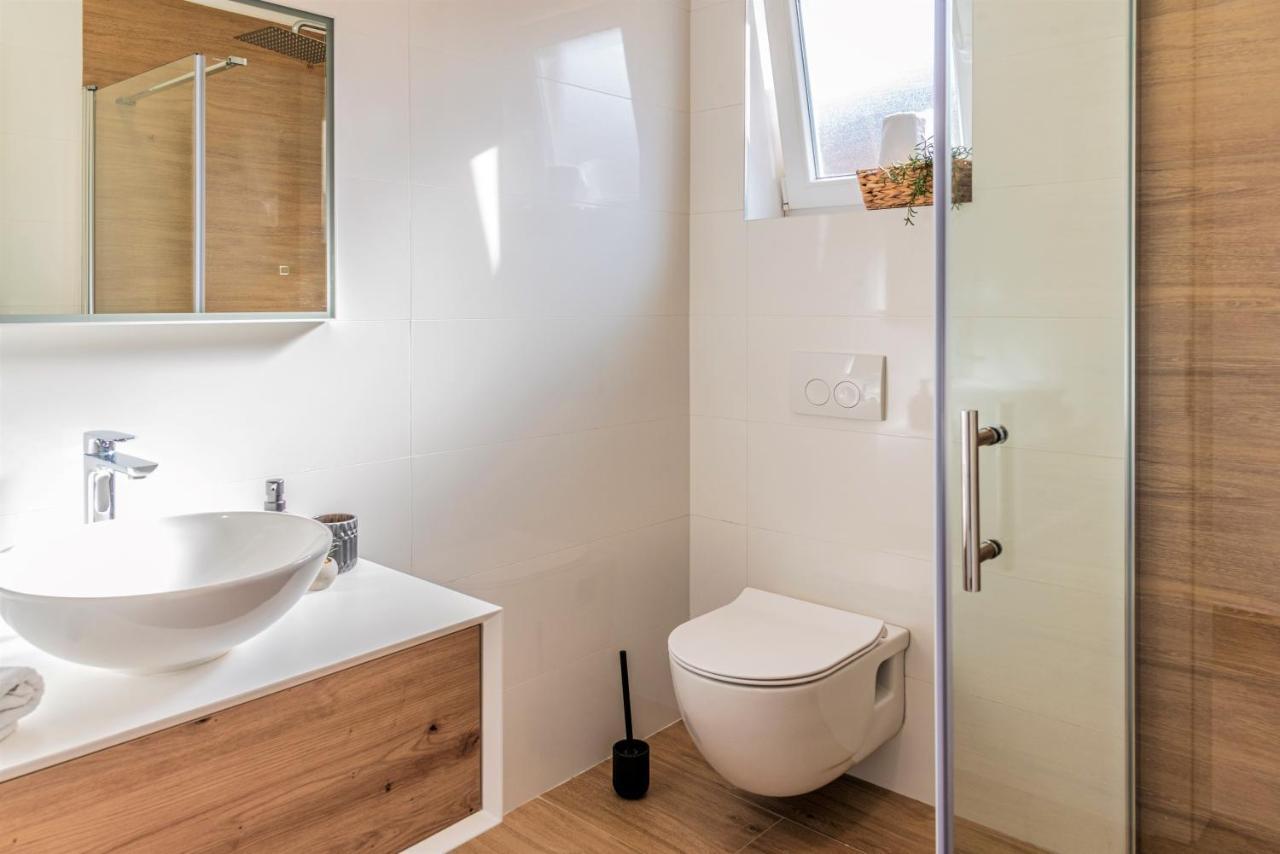 Apartmani Sara Bibinje Ngoại thất bức ảnh