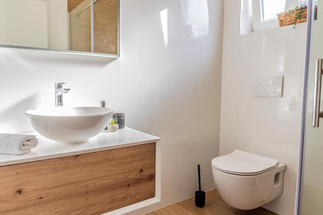 Apartmani Sara Bibinje Ngoại thất bức ảnh