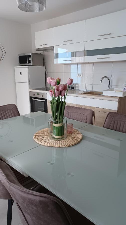 Apartmani Sara Bibinje Ngoại thất bức ảnh