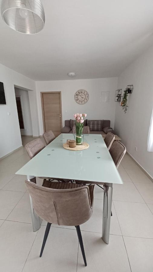 Apartmani Sara Bibinje Ngoại thất bức ảnh